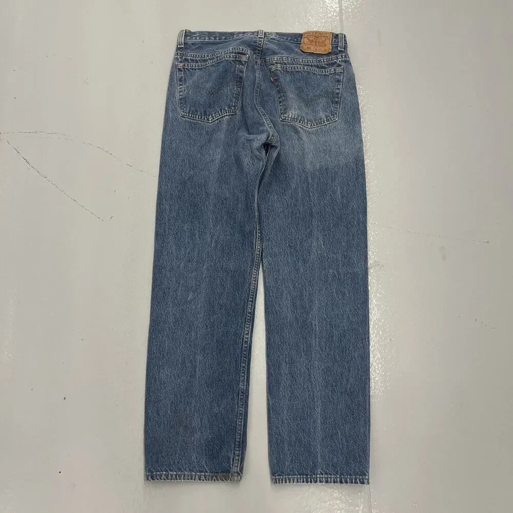 Levis measurements waist